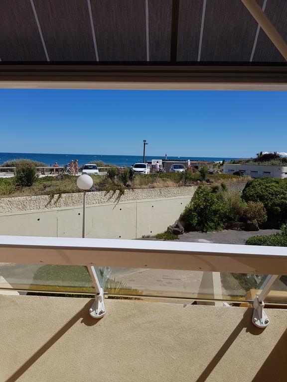 Studio Naturiste "Azur" Heliopolis C 64 Agde Luaran gambar